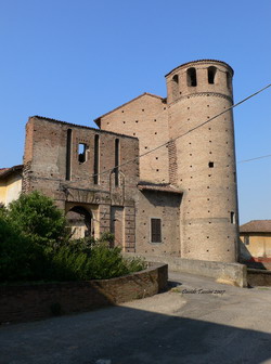 Calendasco (Piacenza, Italy). Castle [Castello]. South gate and Tower. 2007