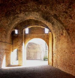 Pizzighettone (Cremona, Italy). Town walls. Cremona Gate [Porta Cremona]. 2008