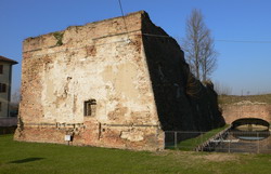 Pizzighettone (Cremona, Italy). Castle [Castello]. North-East wing. 2008