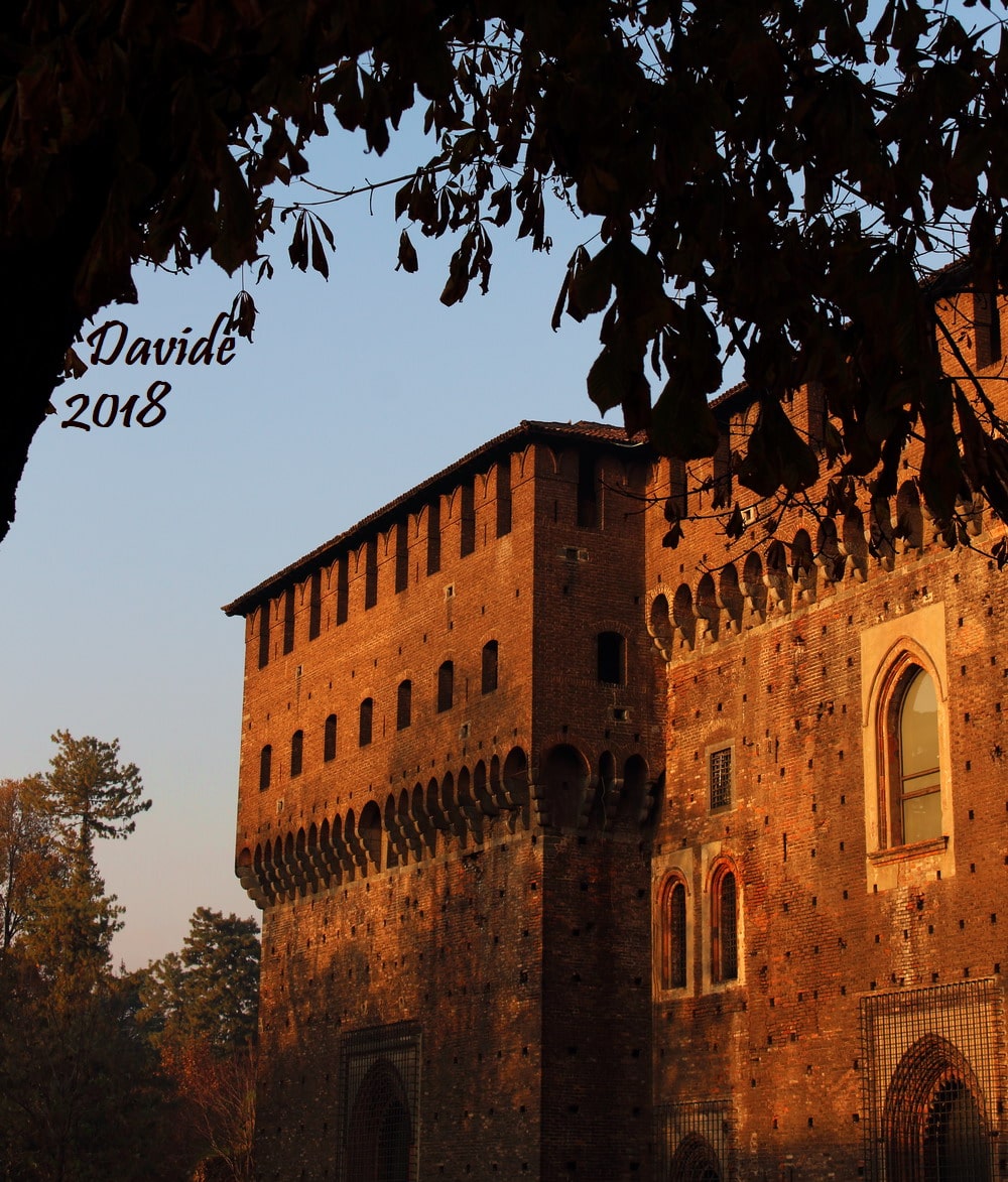 Milano (Lombardia – Italia). Castello Sforzesco di Milano: Torre Castellana. Davide Tansini. 2018. Fotografia digitale