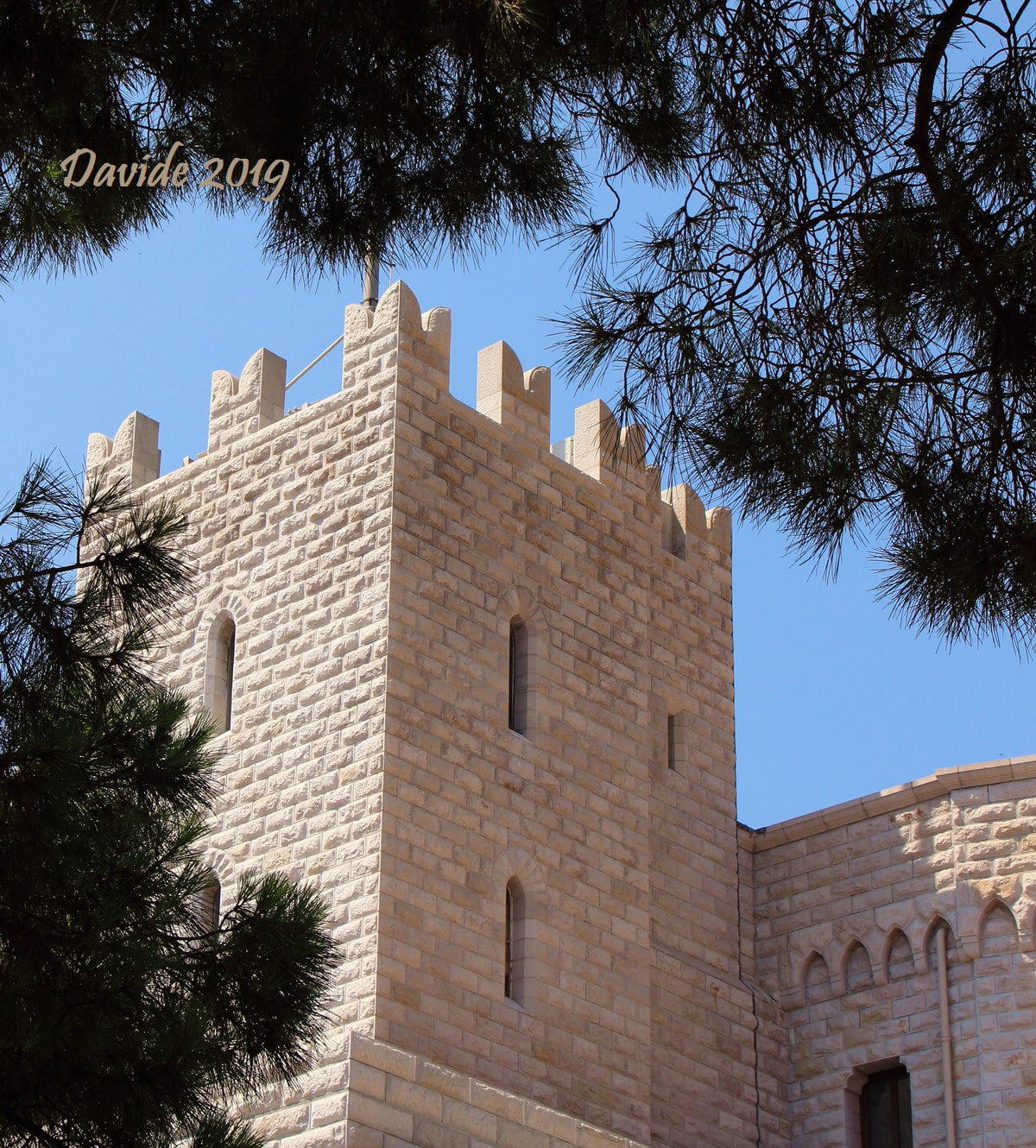 Monaco (Principato di Monaco). Palazzo dei Principi Grimaldi: Torre di Santa Maria. Davide Tansini. 2019. Fotografia digitale